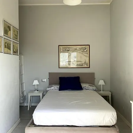 Attic With Sea View And Car Box דירה *