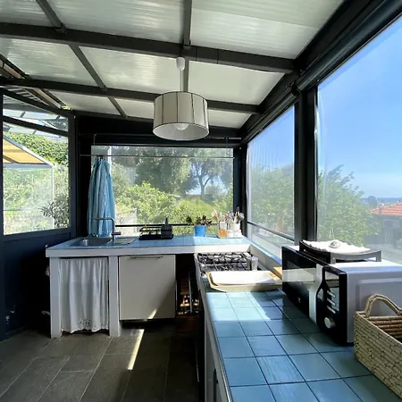 Apartamento Attic With Sea View And Car Box Laigueglia