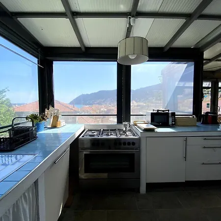 Appartamento Attic With Sea View And Car Box Laigueglia