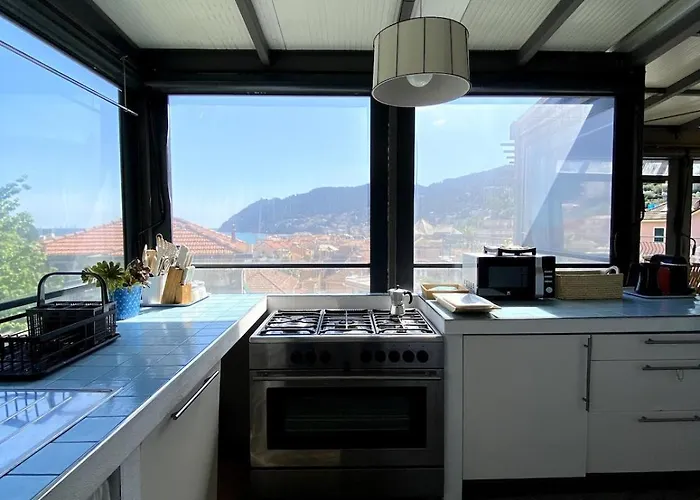 Lejlighed Attic With Sea View And Car Box Laigueglia